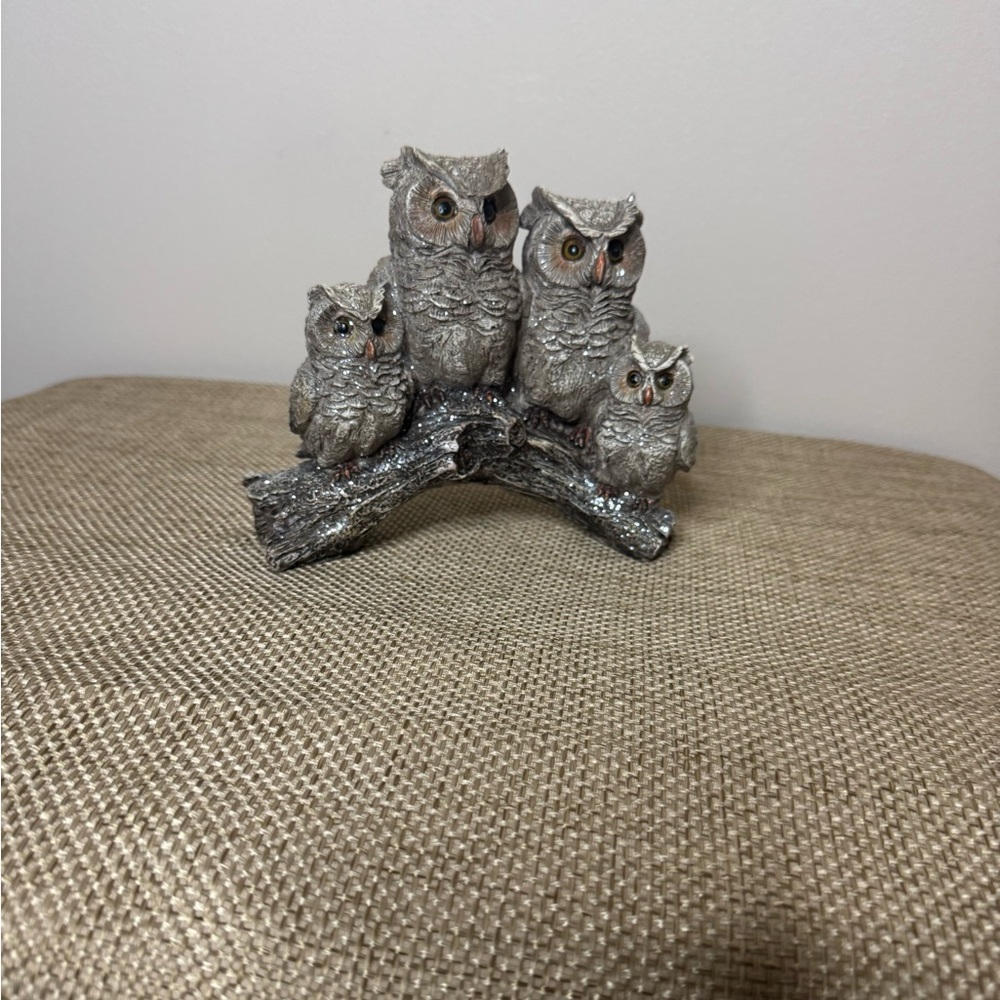 Gray Owl Figurine Set
